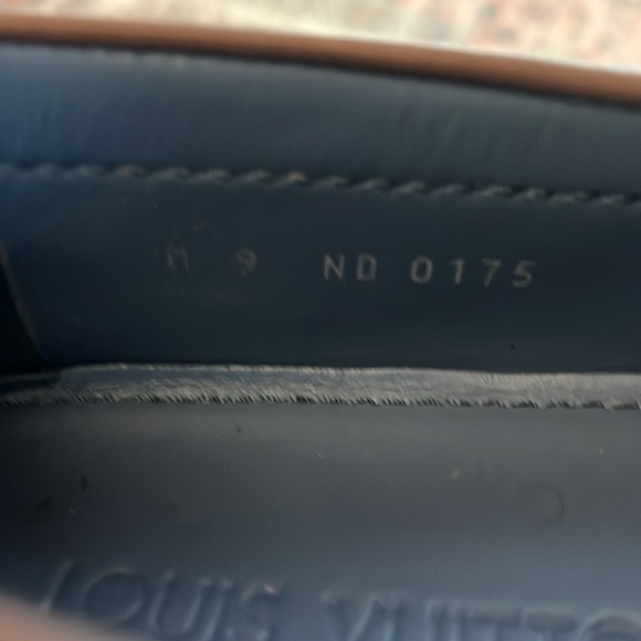 Louis Vuitton drivers size 10 US, excellent condition - Picture 5 of 5